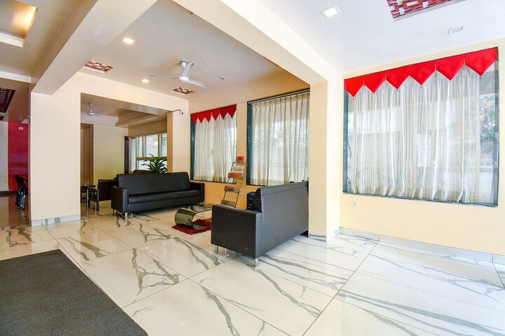 Hotel Interior 7 of 24