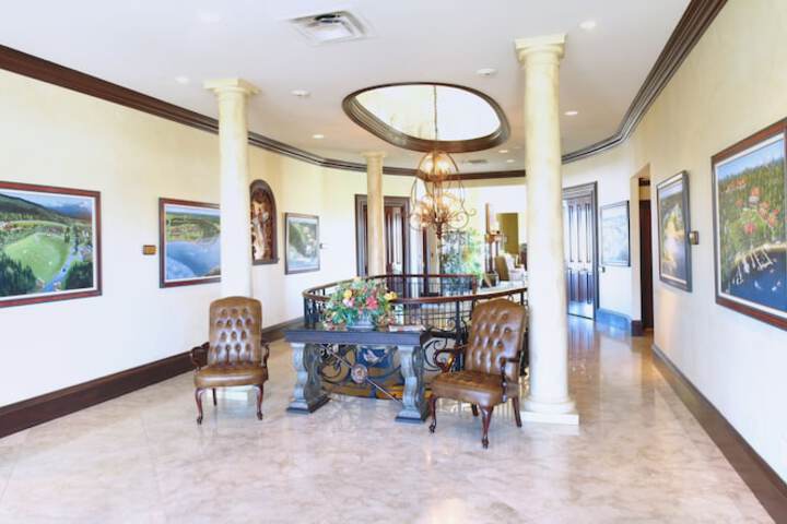 Hotel Interior 4 of 62