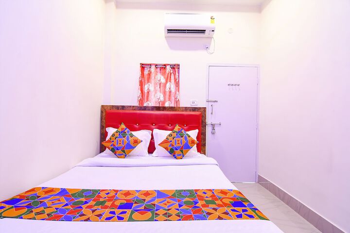 Room 15 of 21