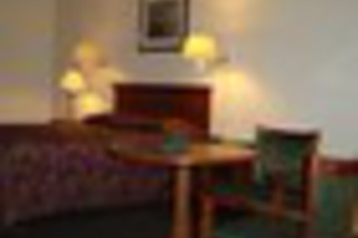 Room 17 of 63