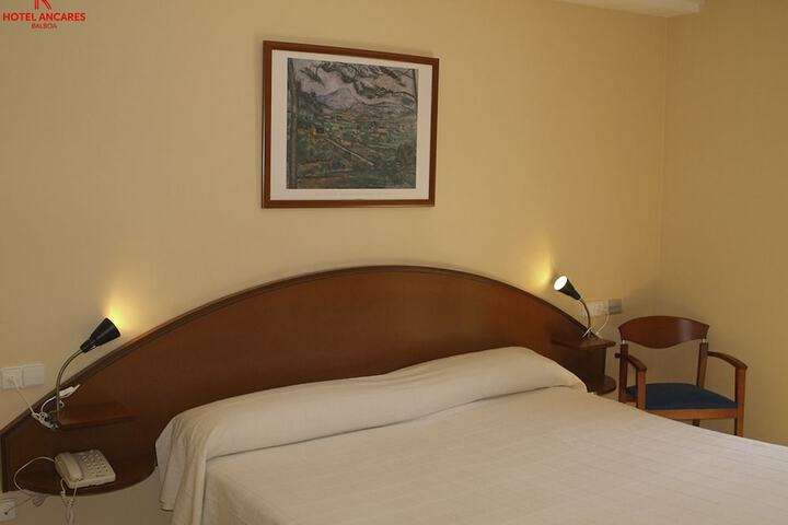 Room 15 of 37