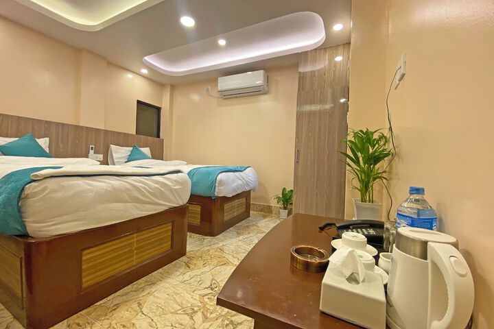 Room 30 of 119