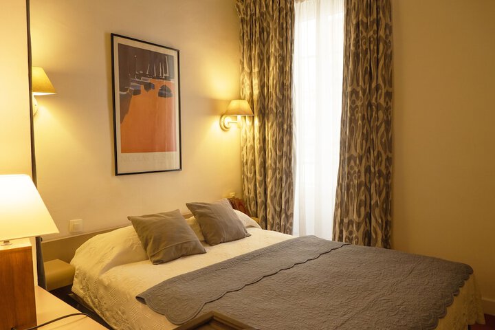 Room 12 of 31