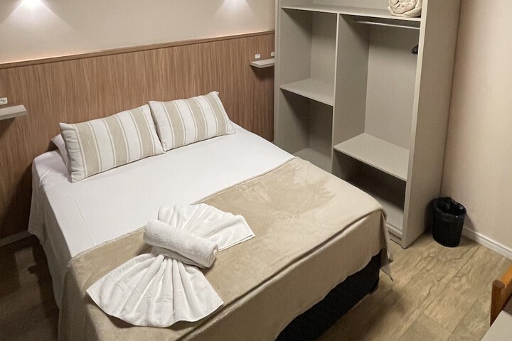 Room 15 of 39