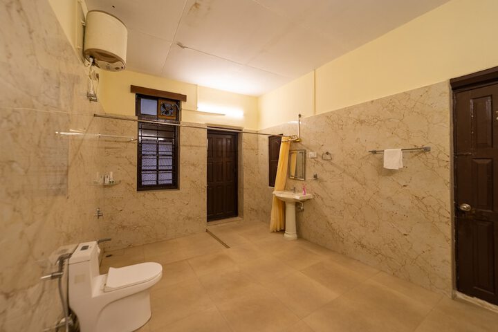 Room 20 of 29