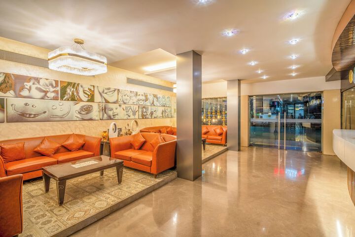 Hotel Interior 10 of 167