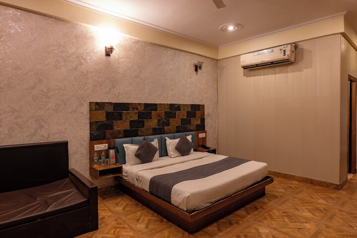 Room 68 of 114