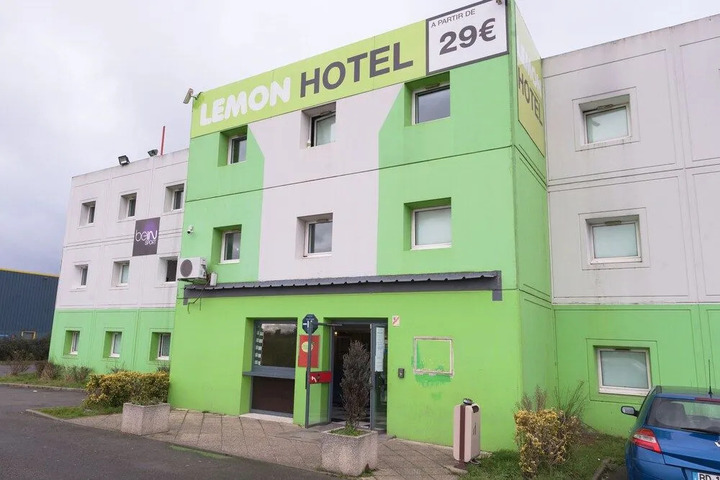 LEMON HOTEL - MERY SUR OISE CERGY