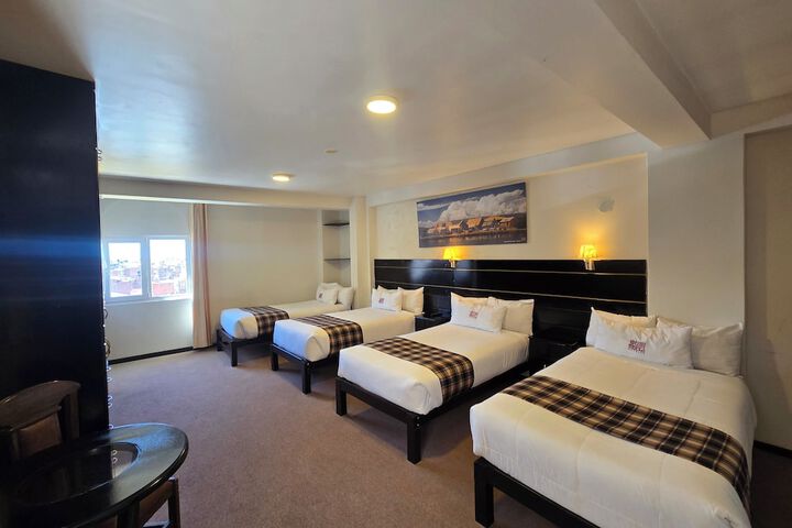 Room 9 of 43