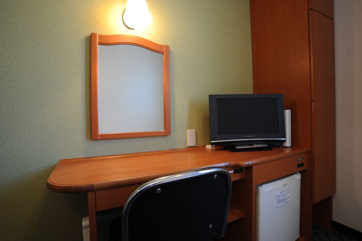 Room 17 of 52