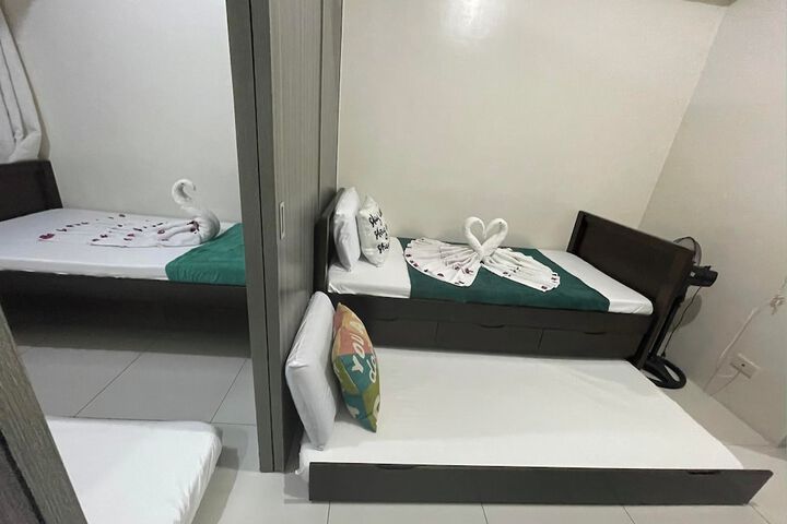 Room 21 of 216