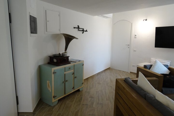 Room 74 of 106