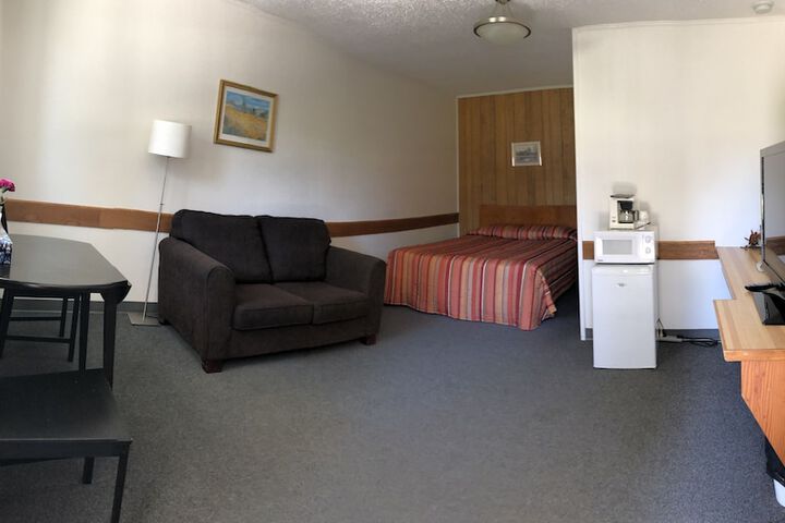 Room 11 of 31