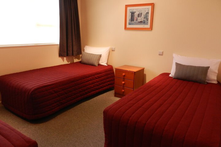 Room 7 of 114