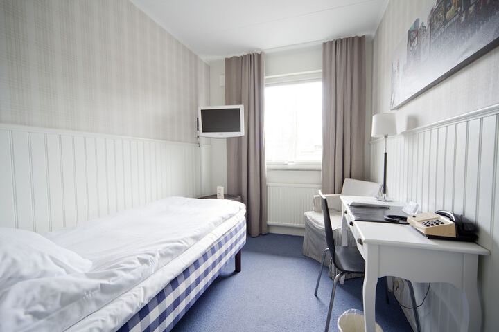 Room 5 of 47