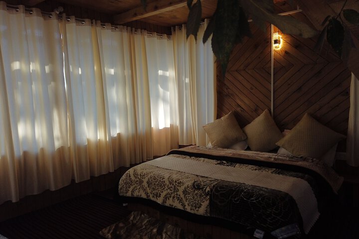 Room 3 of 34