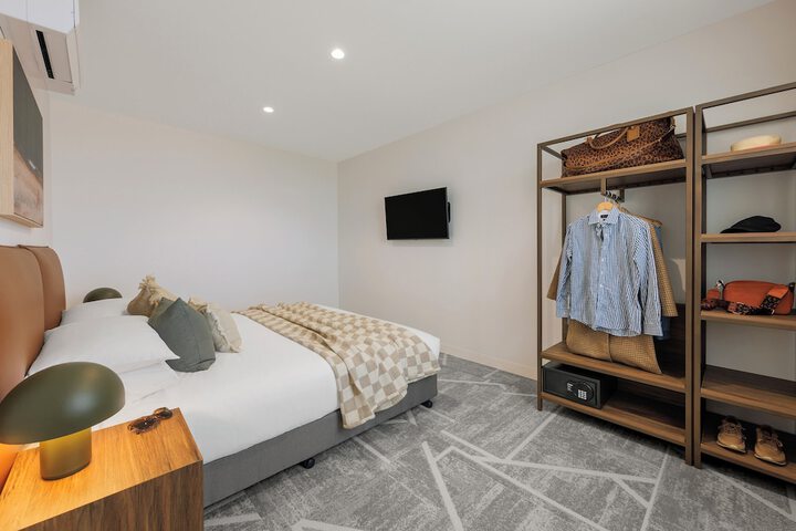 Room 4 of 58