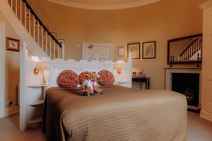 Room 48 of 132