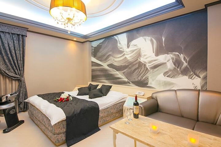 Room 16 of 41