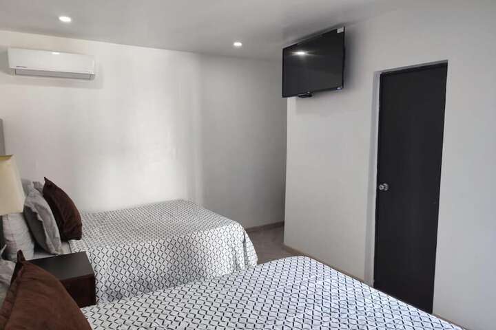 Image of HOTEL DON QUIJOTE
