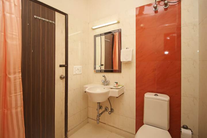 Room 14 of 14