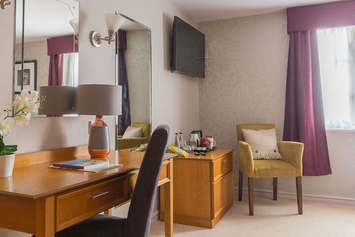 Room 5 of 64