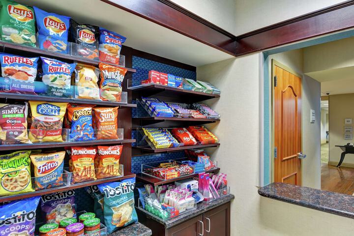 Snack bar