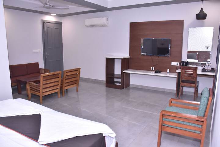Room 6 of 47