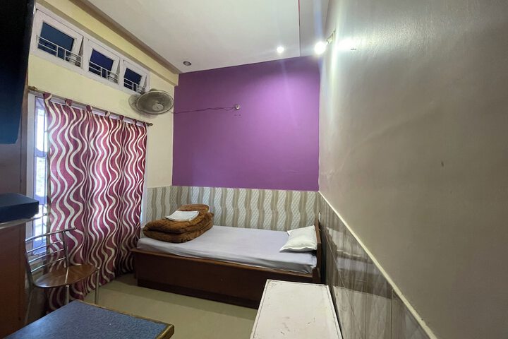 Room 14 of 43