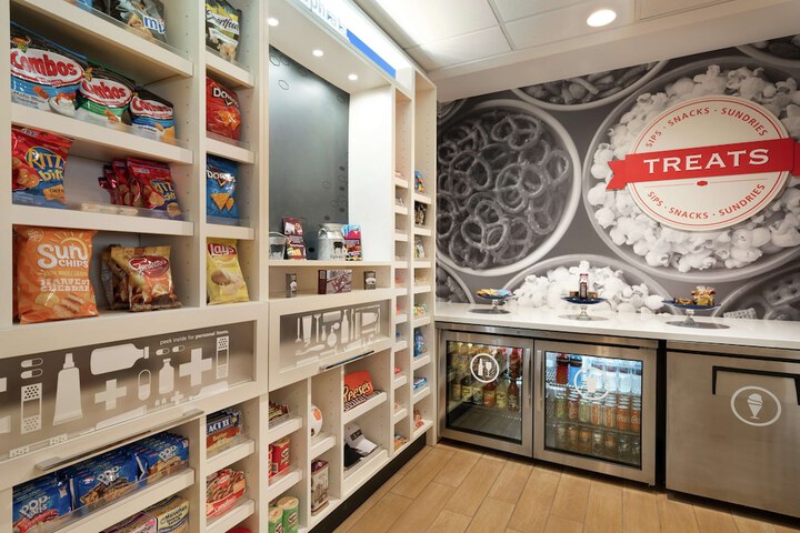 Snack bar