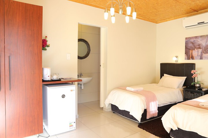 Room 15 of 40