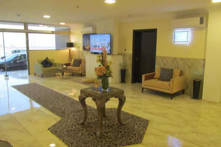 Guest Lobby