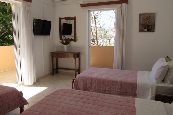 Room 64 of 110