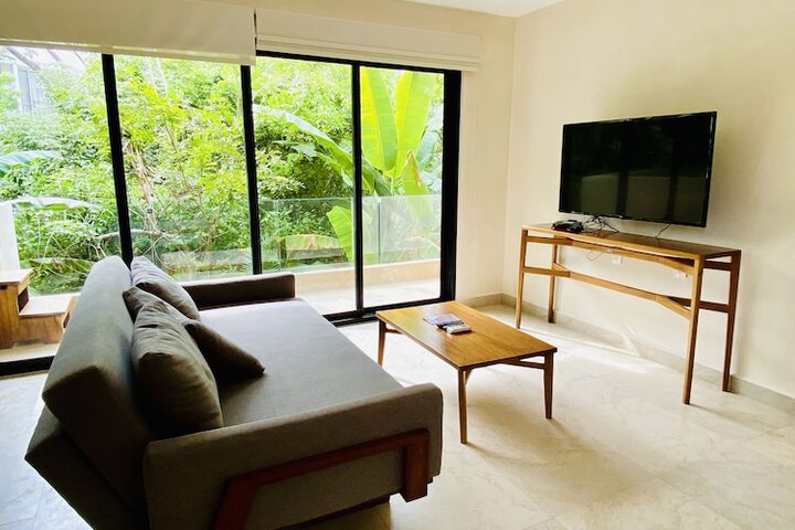 Room 14 of 23