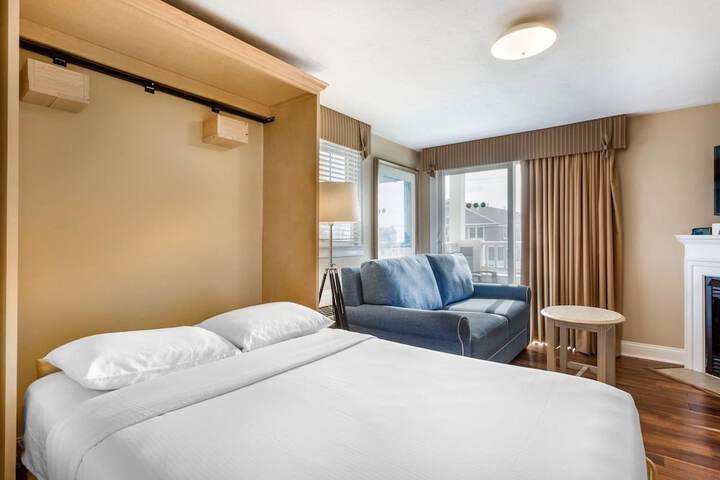 Room 12 of 42