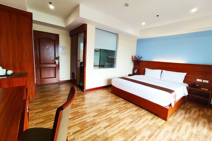 Room 5 of 63