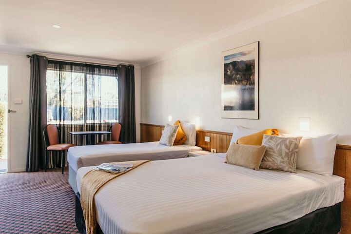 Room 40 of 90