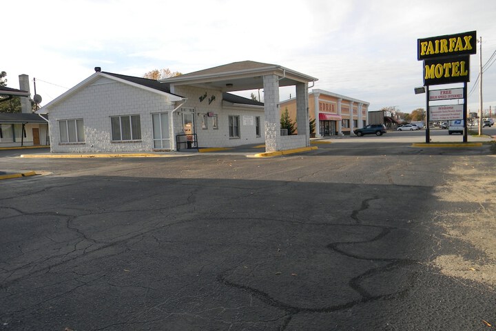 Fairfax Motel