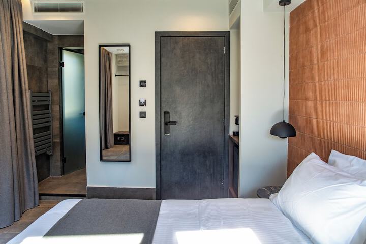 Room 26 of 119