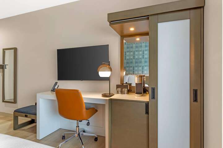 Room 22 of 50