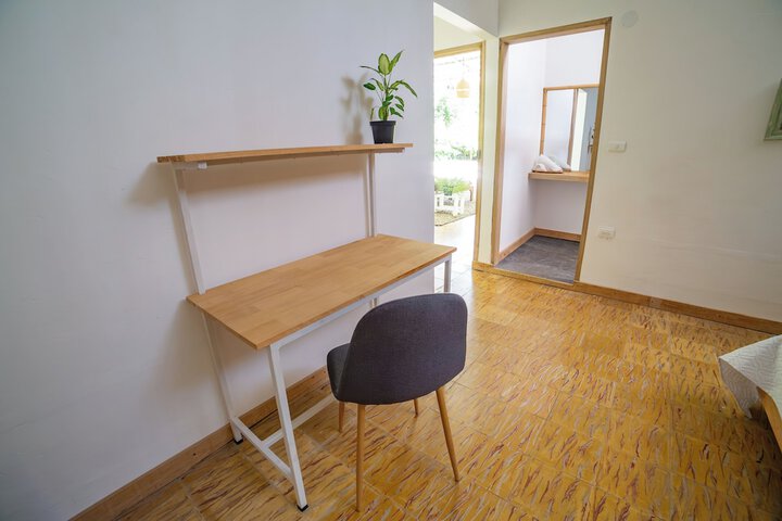 Room 53 of 68