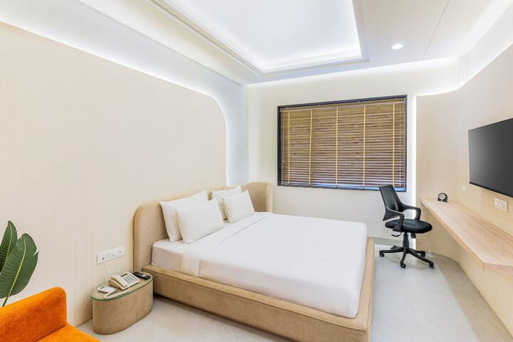 Room 35 of 67