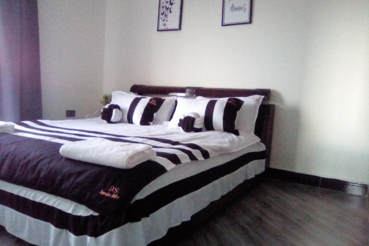 Room 2 of 11