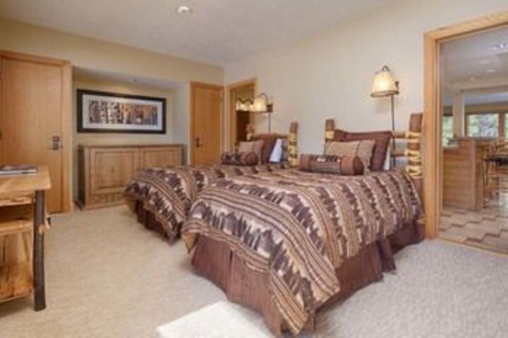 Room 20 of 23