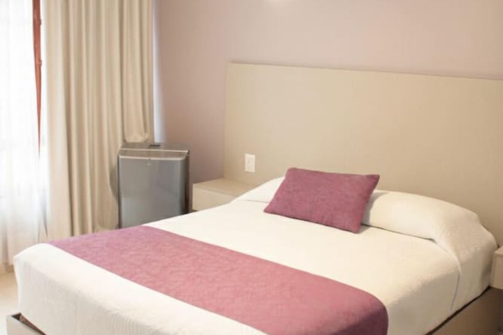 Room 9 of 23