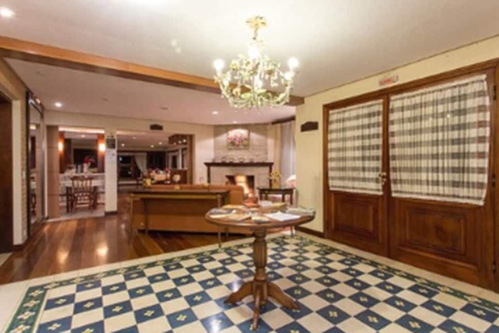 Guest Lobby