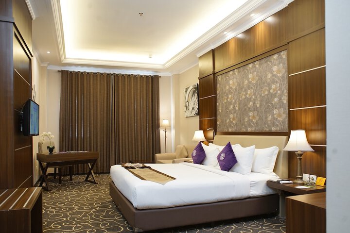 Room 14 of 56