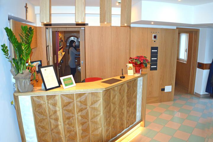 Hotel Interior 8 of 40