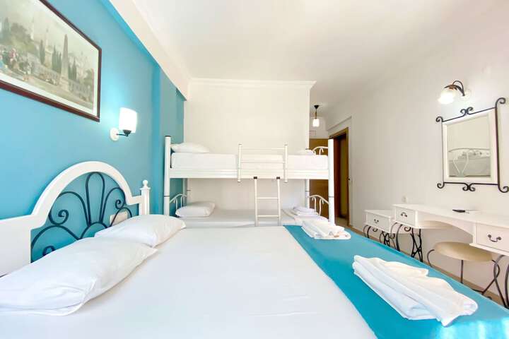 Room 44 of 56