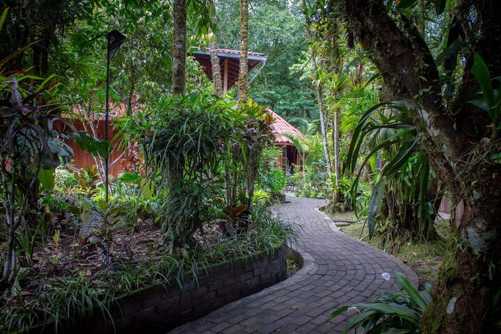 Hotel Exterior 63 of 64